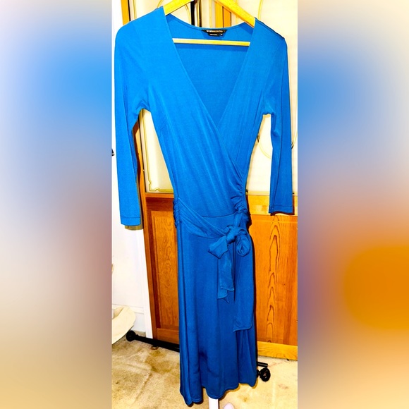 BCBG Max Azria | Los Angeles | Navy wrap dress | size XS| midi length - Picture 1 of 6